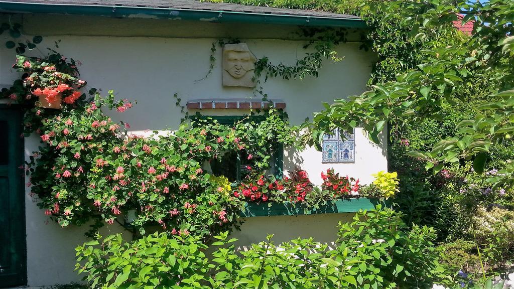 Sloneczne Apartamenty Sobótka Exterior foto